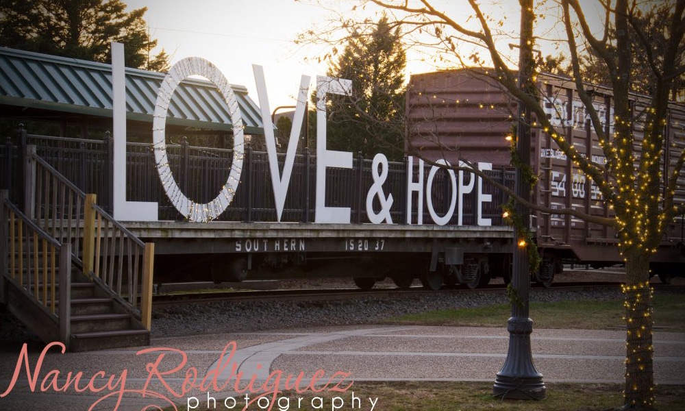 Love & Hope Sign